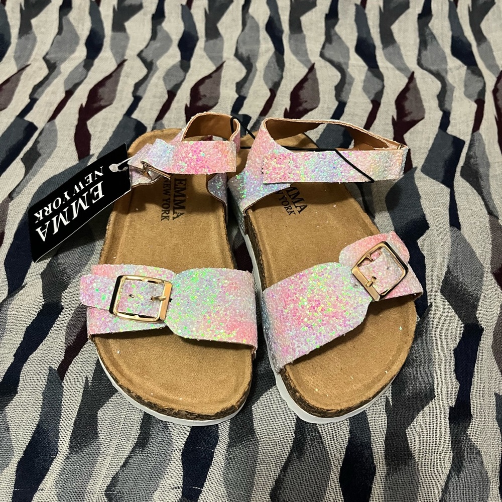 Iridescent children sandal size 8 NWT